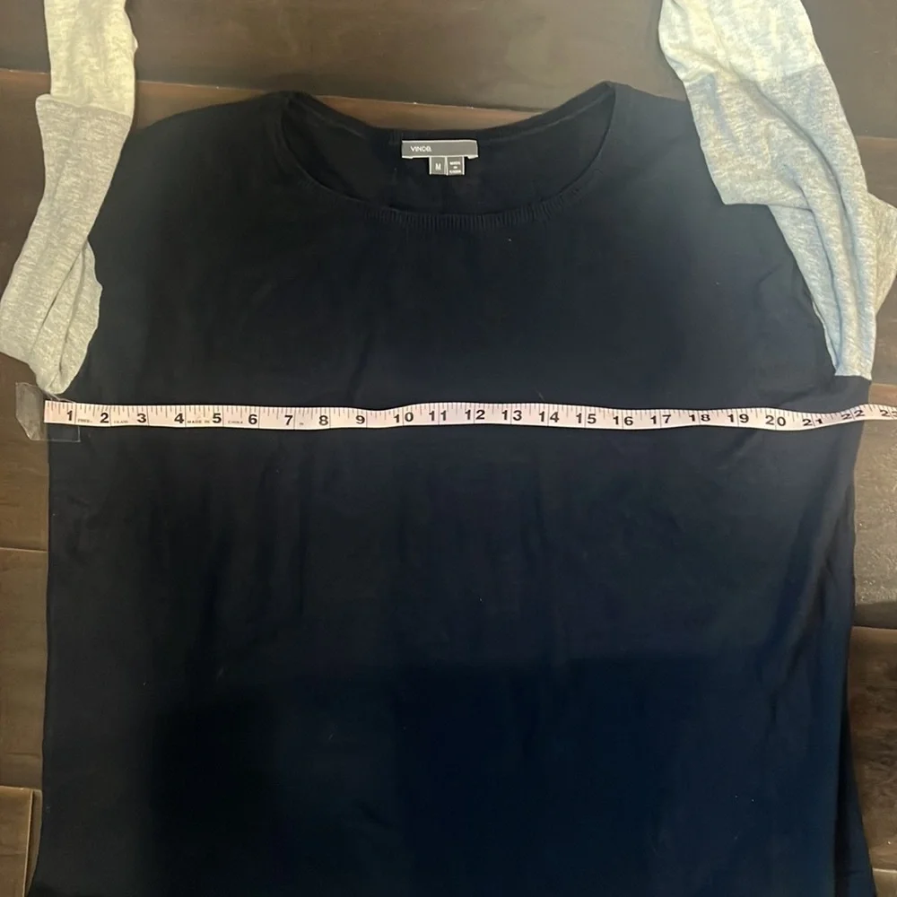 Vince Navy Colorblocked Sweater, size M